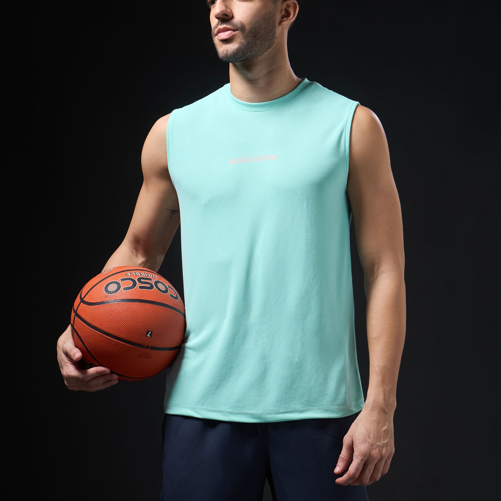 Men Solid Slim Fit Sports Innerwear Vest with TECHNOCOOL+