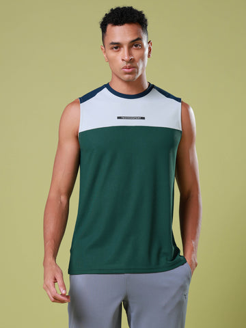 Men Colorblock Slim Fit Round Neck Sports Innerwear Vest with MATPIQ