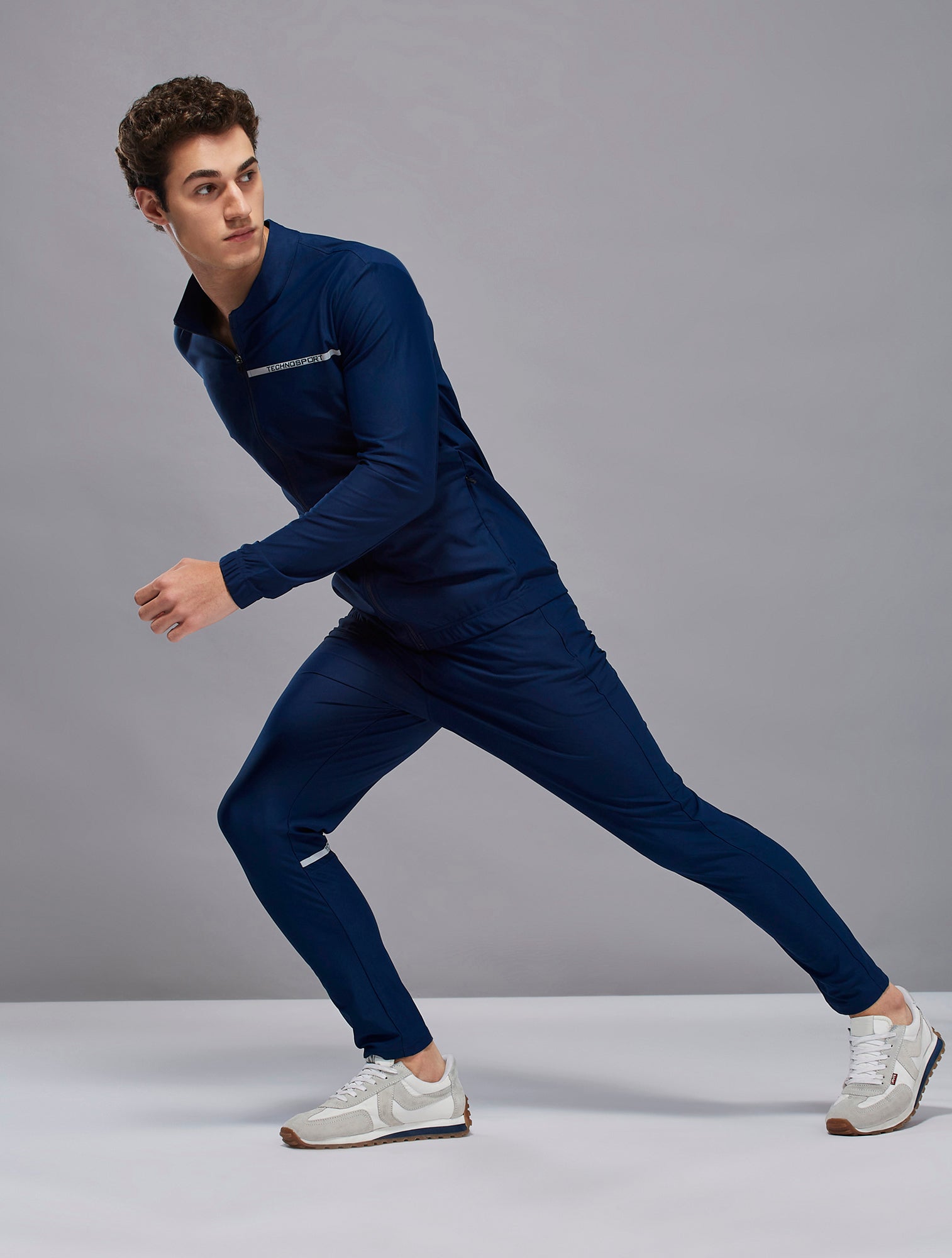 Men Solid Slim Fit Mock Tracksuits with DURACOOL+