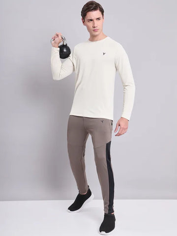 Men Solid Slim Fit Crew Neck T-shirt with TECHNO COOL+