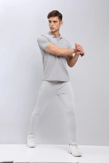 Men Solid Slim Fit Polo T-shirt with MATPIQ