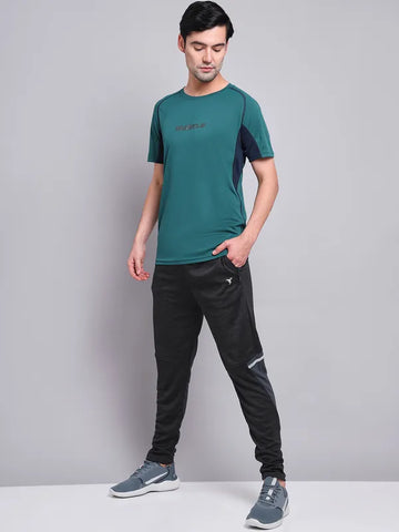 Men Printed Regular Fit Crew Neck T-shirt with TECHNO COOL+