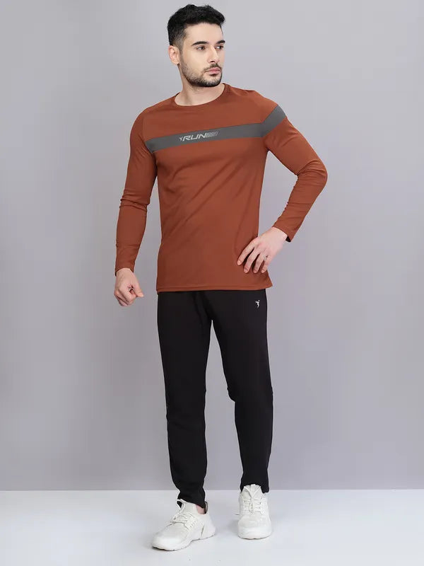 Men Colorblock Slim Fit Crew Neck T-shirt with TECHNO COOL+