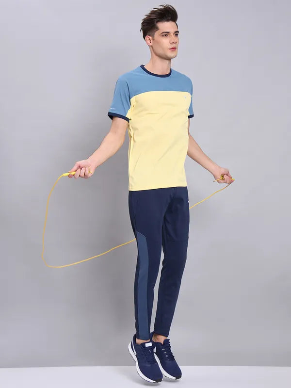 Men Colorblock Slim Fit Crew Neck T-shirt with TECHNO COOL+