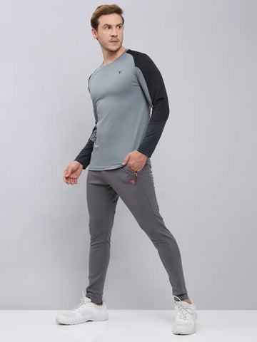 Men Colorblock Slim Fit Crew Neck T-shirt with TECHNO COOL+