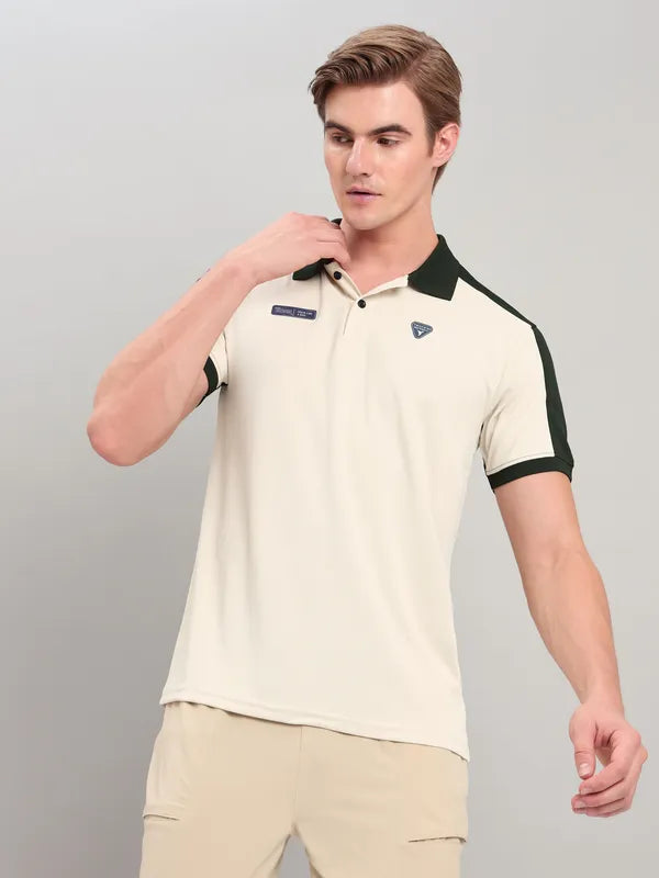 Men Colorblock Slim Fit Polo T-shirt with TECHNO COOL+