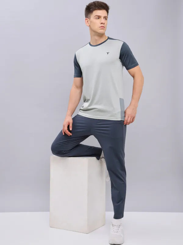 Men Colorblock Slim Fit Crew Neck T-shirt with TECHNO COOL+