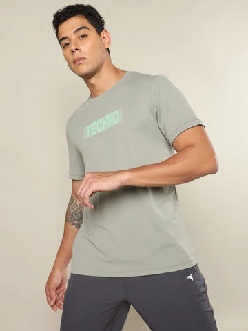 Men Printed Regular Fit Crew Neck T-shirt with TECHNO COOL+